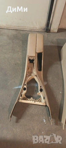 конзола барче подлакътник бмв е91 bmw e91, снимка 2 - Части - 55139345