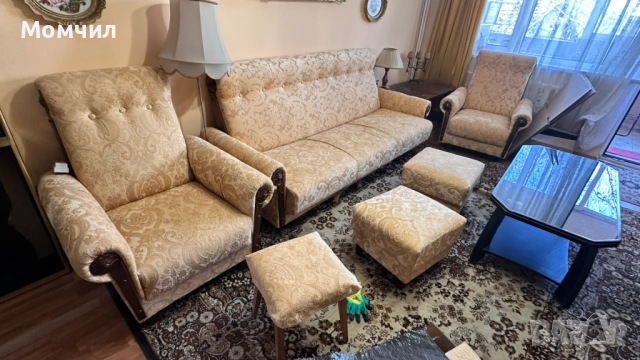 Нова винтидж холна гарнитура с дърворезба