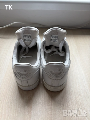 Продавам маратонки Adidas Stan Smith номер 41, снимка 2 - Маратонки - 54381538