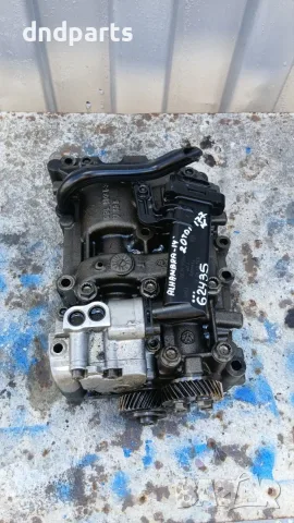 Маслена помпа Seat Alhambra 2.0 TDI 177 2014 03L103537