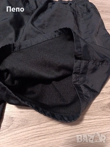 Гащи Nike, снимка 4 - Къси панталони - 54658182