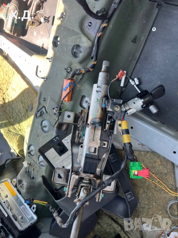 Кормилен прът с патрон и ключ Ситроен Ц2 1.4i 75кс 2003г