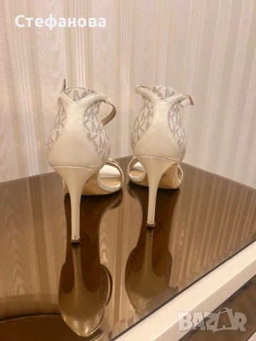 Сандали на ток Kors, снимка 4 - Сандали - 54490920