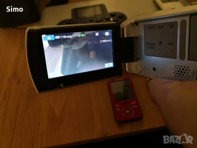 Видеокамера Sony DCR SX31, снимка 2 - Камери - 54323904