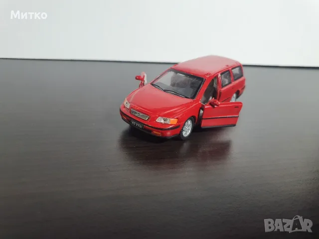 Volvi V 70 мащаб 1:43, снимка 7 - Колекции - 55672227