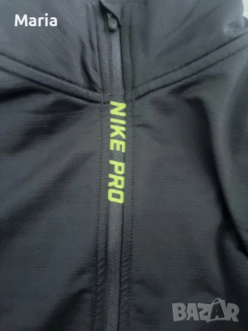 Това е оригинално дамско горнище Nike Pro Hyperwarm., снимка 3 - Спортни екипи - 55450005