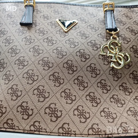 Guess дамски чанти , снимка 7 - Чанти - 55407626