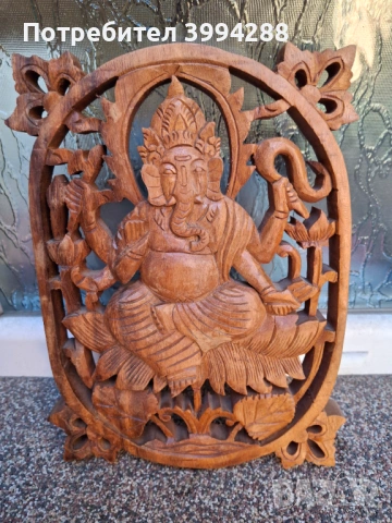 Дърворезба буда