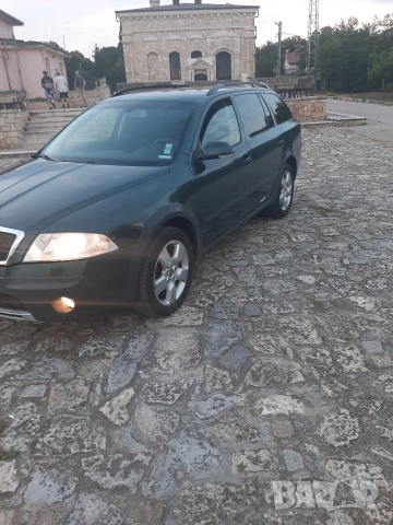 продавам щкода октавия , снимка 18 - Автомобили и джипове - 55180136