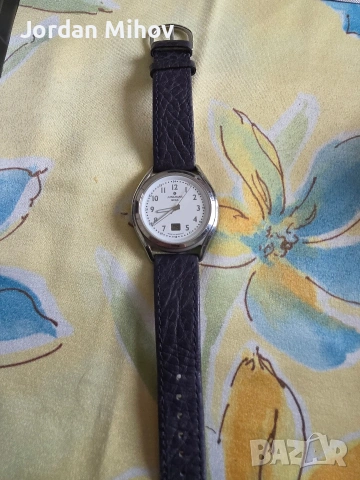 Часовник Junghans Mega – немски радио-контролиран