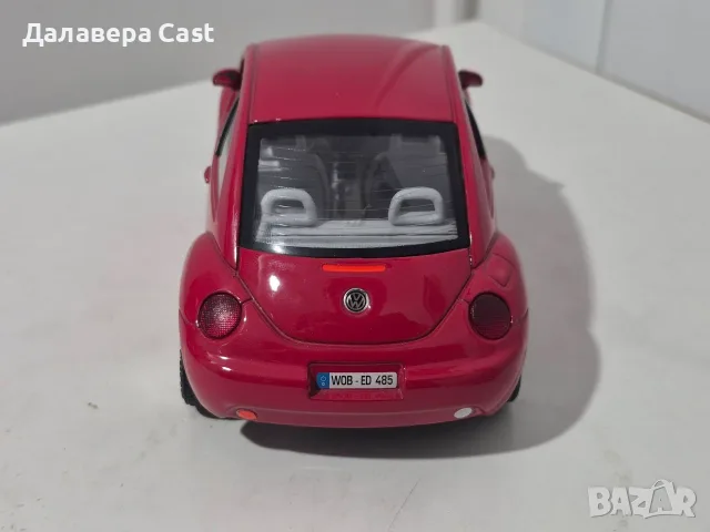 1/24 Volkswagen New Beetle Bburago Italy , снимка 7 - Колекции - 55426924