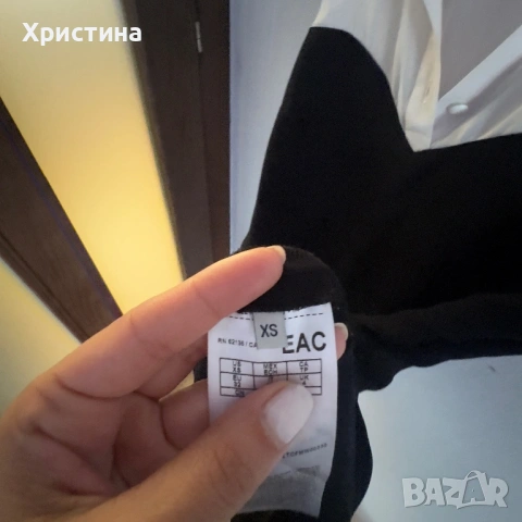 Дамска рокля Guess , снимка 3 - Рокли - 54640210
