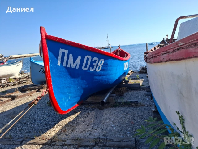 Моторна рибарска лодка, снимка 3 - Воден транспорт - 55083608