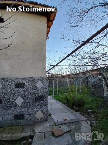 Къща с двор в с. Памидово, снимка 7 - Къщи - 55100045