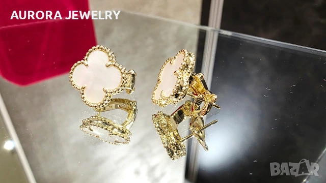 Van Cleef & Arpels VCA Gold Mother of Pearl Vintage Alhambra Clips Дамски Обеци