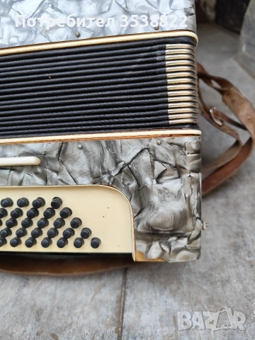 Акордеон Weltmaster 80 басов , снимка 5 - Акордеони - 54207833