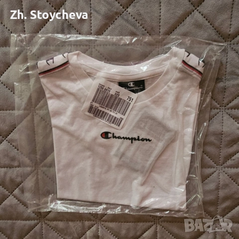 Нова тениска Champion, снимка 3 - Детски Блузи и туники - 54392649