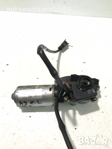 Мотор за регулиране на седалка Bosch за Audi A8 D2 3.3 TDI (2002) 0390201629