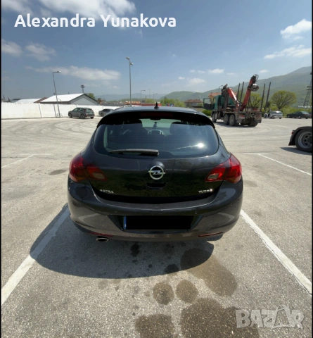 Opel Astra 1.4 Turbo, бензин, два ключа, от втори собственик, снимка 4 - Автомобили и джипове - 55012802
