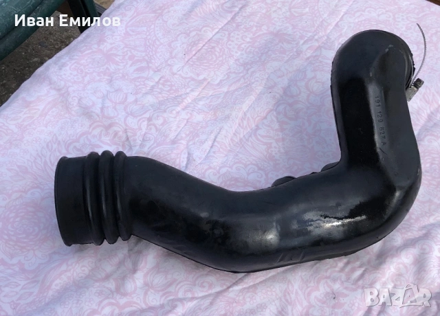 Всмукателен маркуч филтърна кутия турбо 1.6TD голф 2 / 191129627А, снимка 3 - Части - 54350011