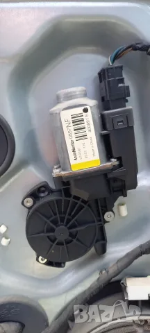 Преден ляв стъклоповдигач Hyundai Sonata V (NF), снимка 2 - Части - 55428051