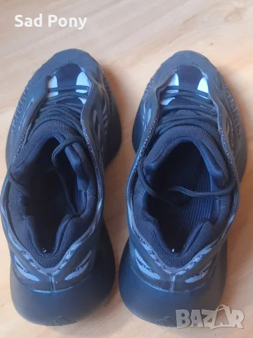 adidas YEEZY 700 V3 Alvah мъжки маратонки, снимка 3 - Маратонки - 55481821
