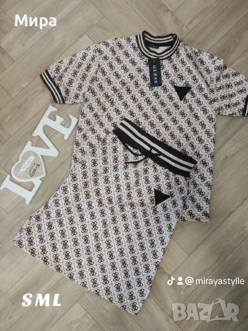 Дамски екипи GUESS 