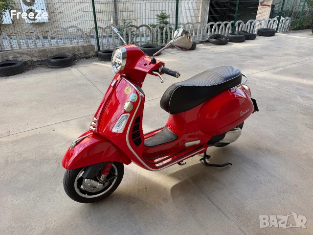 Vespa GTS Super 300, снимка 3 - Мотоциклети и мототехника - 55069849