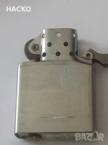 Запалка ZIPPO с Полиран Хромиран Корпус и Емблема на Гекон 100% Оригинална Внос от Англия, снимка 10 - Запалки - 55301471