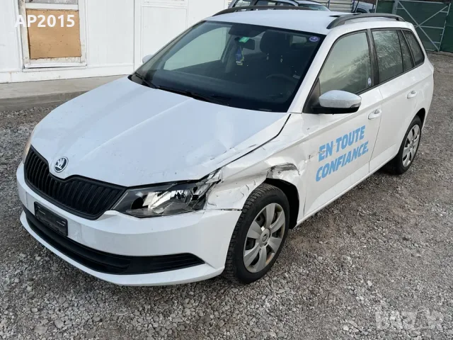 Skoda Fabia C 2016 1.2 66kw . На части., снимка 3 - Части - 55309310