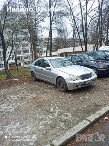 Mercedes-Benz C 180, снимка 2 - Автомобили и джипове - 54070372