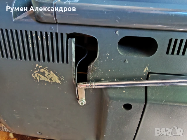 Philips AW 7502 Turbo Bass - касетофона не работи , снимка 4 - Радиокасетофони, транзистори - 54687101