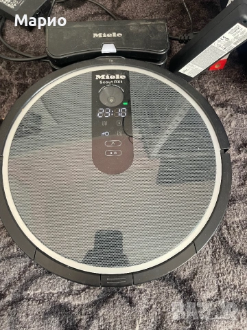 Прахосмукачка робот Miele RX1 Scout