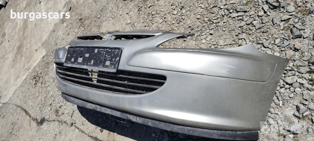 Предна броня Peugeot 307 SW, снимка 2 - Части - 54462980