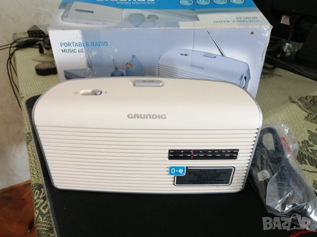 Радиоприемник GRUNDIG Music 60