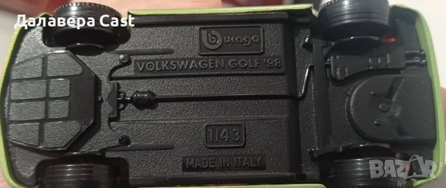 1/43 Volkswagen Golf 4 Bburago Italy , снимка 2 - Колекции - 54337105