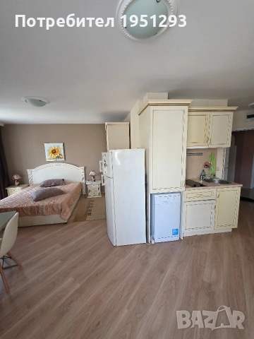 Продавам голямо студио в Слънчев бряг без такса подръжка, снимка 3 - Апартаменти - 54125092