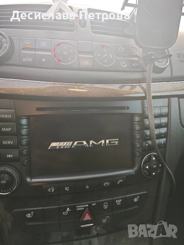 Продавам Mercedes-Benz Е 220, снимка 9 - Автомобили и джипове - 54991971