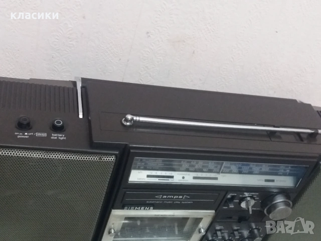 Радиокасетофон SIEMENS, снимка 11 - Радиокасетофони, транзистори - 54602920