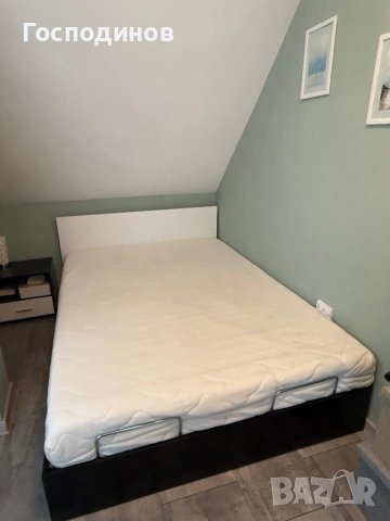 Спалня легло с латексов матрак 140 на 200