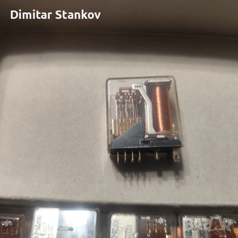 Реле  Сименс Siemens v23154 d 0721-c117 нови , снимка 2 - Други машини и части - 55193686