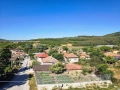Панорамен имот в Батово - дом сред зелени склонове , снимка 2