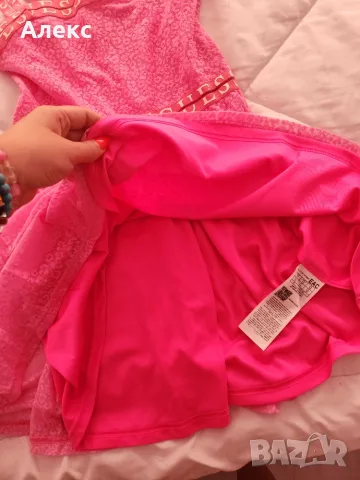 Дамска рокля Guess , снимка 6 - Рокли - 55315906