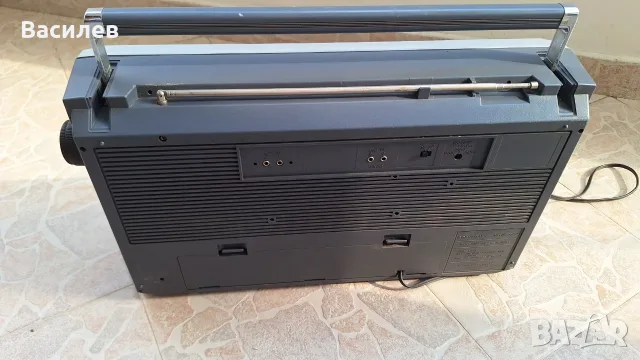 Продавам касетофон SANYO M9830K, снимка 2 - Радиокасетофони, транзистори - 55577474