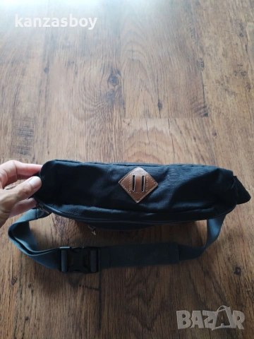 COLUMBIA Classic Outdoor Lumbar Bag - страхотна мъжка чанта , снимка 7 - Чанти - 55252607