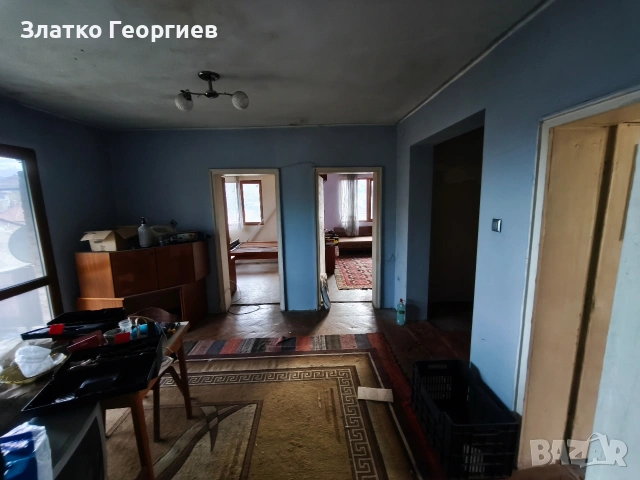 Втори етаж от двуетажна къща от СОБСТВЕНИК 