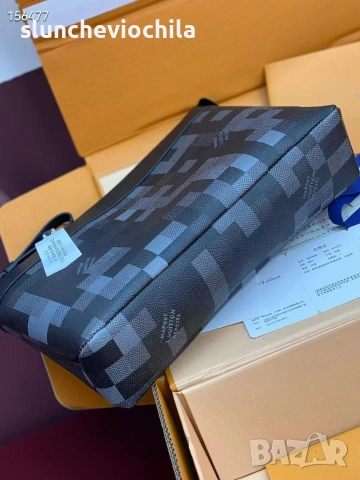Чанта Louis Vuitton Takeoff Pouch, снимка 8 - Чанти - 53826468
