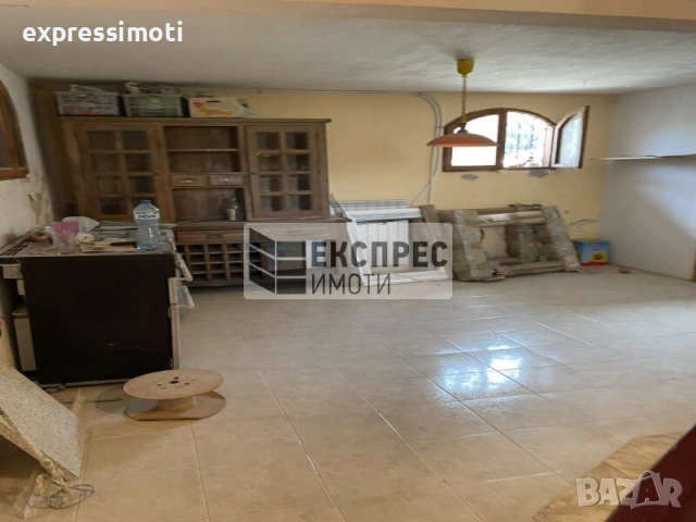 Къща в село Климентово, на 20 км от Варна, снимка 4 - Къщи - 54698741