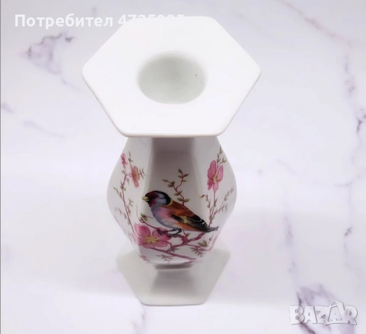 Порцеланов свещник, снимка 2 - Декорация за дома - 54560138