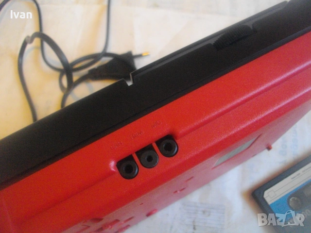КОЛЕКЦИОНЕРСКИ ЗАПИСВАЩ КАСЕТОФОН 1986г. PHILIPS D6260 Made in AUSTRIA ПОЧТИ НОВ ФИЛИПС , снимка 11 - Радиокасетофони, транзистори - 54621353